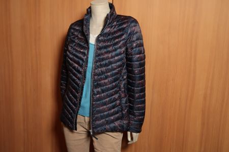 Steppjacke, "NEU", marineblau mit rosa Blüten, Gr. 40
