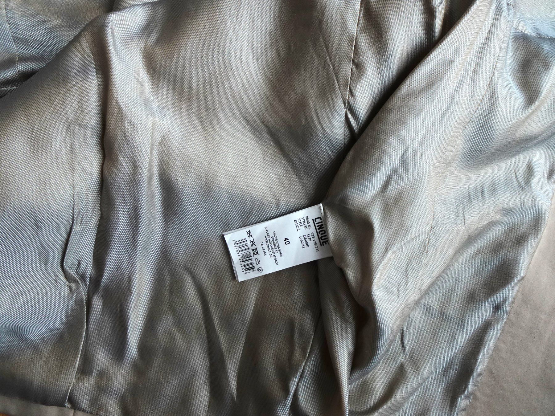 Cinque Vestes: Blazer Cinque beige Gr 40 klassisch – D'occasion à Winterthur par blumeblau77 7