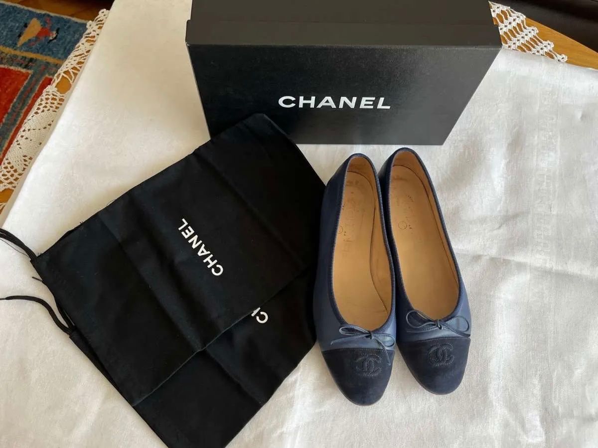 Chanel Scarpe da donna: Chanel Ballerina, Gr. 38, blau – Nuovo (secondo la descrizione) da Triesen venduto da dardaleni 2