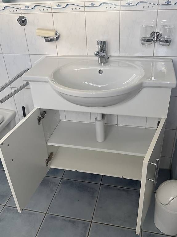 Mobili per bagno: Lavabo inkl. Unterschrank – Usato da Täuffelen venduto da valdete1987 1