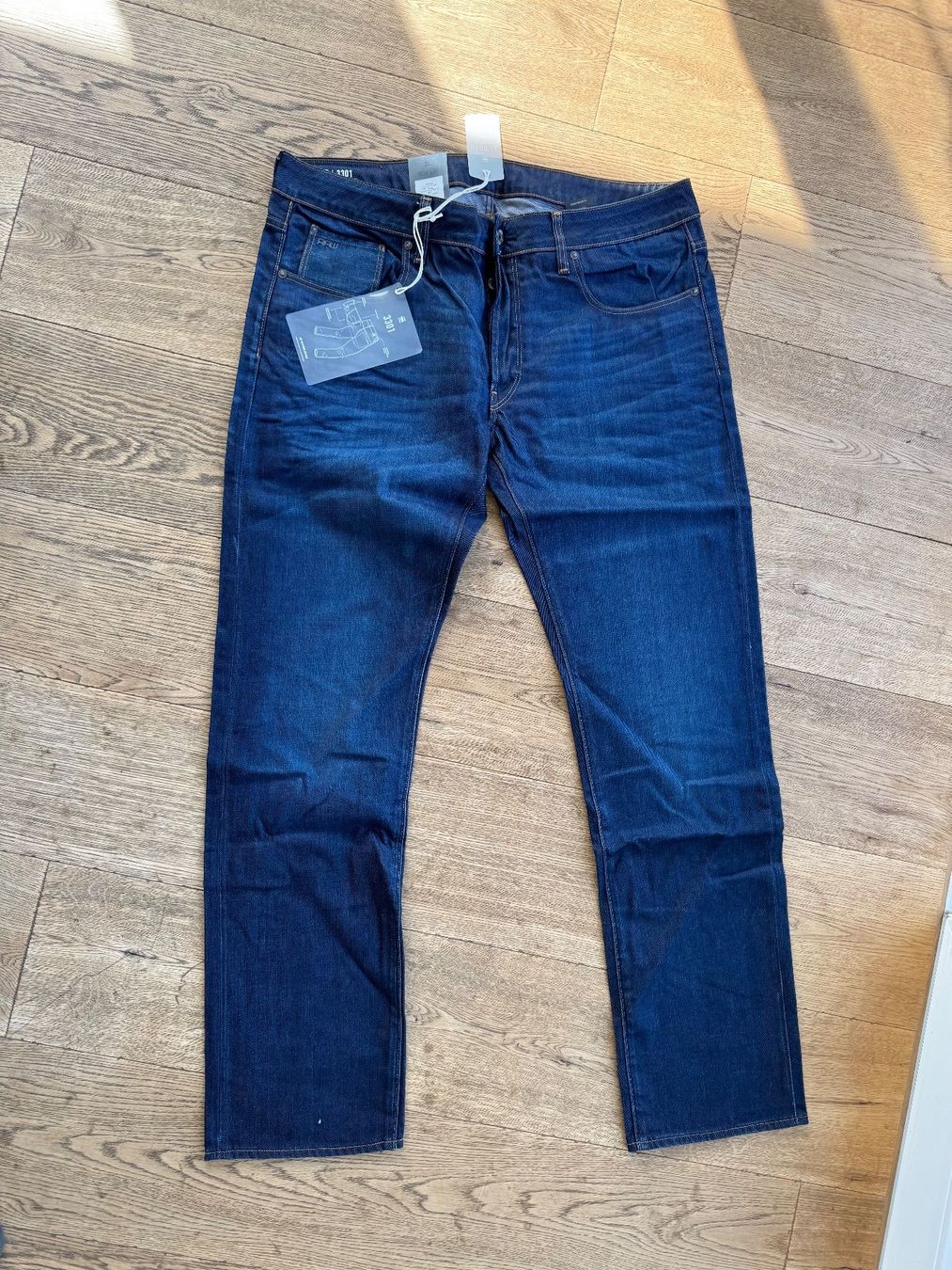G-Star Jeans: Jeans, G-Star //NEU// 38/32 straight – Nuovo (secondo la descrizione) da Stettfurt venduto da outlet72