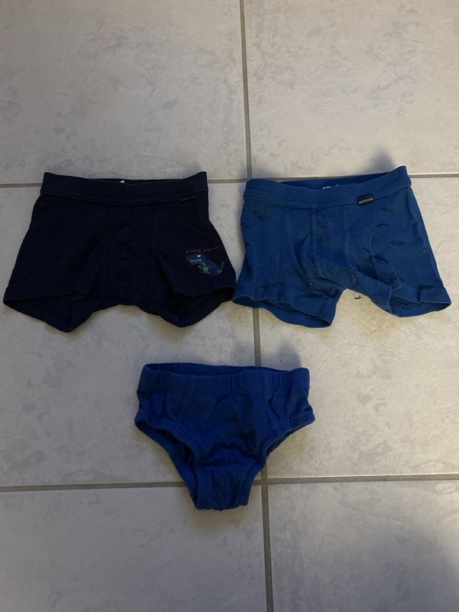 Biancheria intima: Unterhosen Gr 98/104 – Usato da Lostorf venduto da Venice16