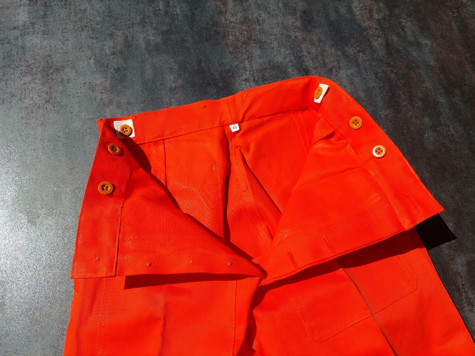 Pantaloni: Wie neu: Original Warnschutzhose, Grösse 42 – Nuovo (secondo la descrizione) da Brunnen venduto da Livianda 4