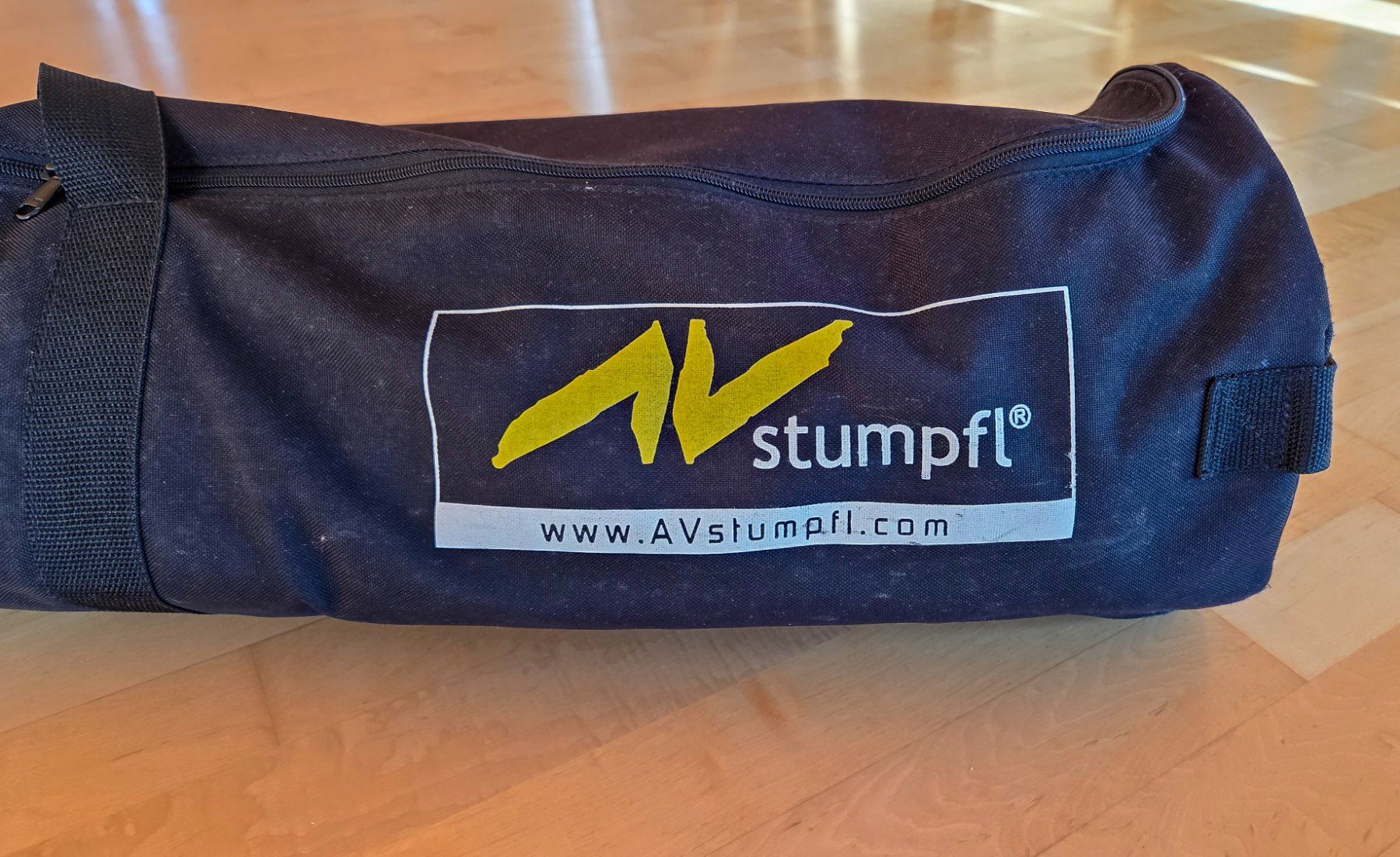 Home Cinema: Leinwand Stumpfl 242 cm x 170 cm – Usato da Berneck venduto da 2vulkan55 3