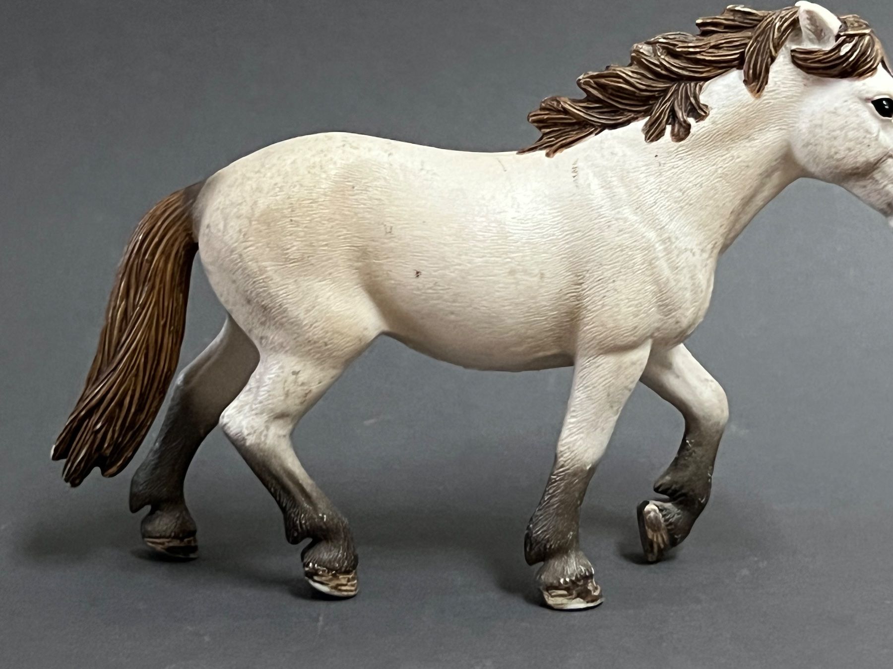Schleich Statuette: Schleich Camargue Stute Pferd – Usato da Ennetbaden venduto da mapa05 4