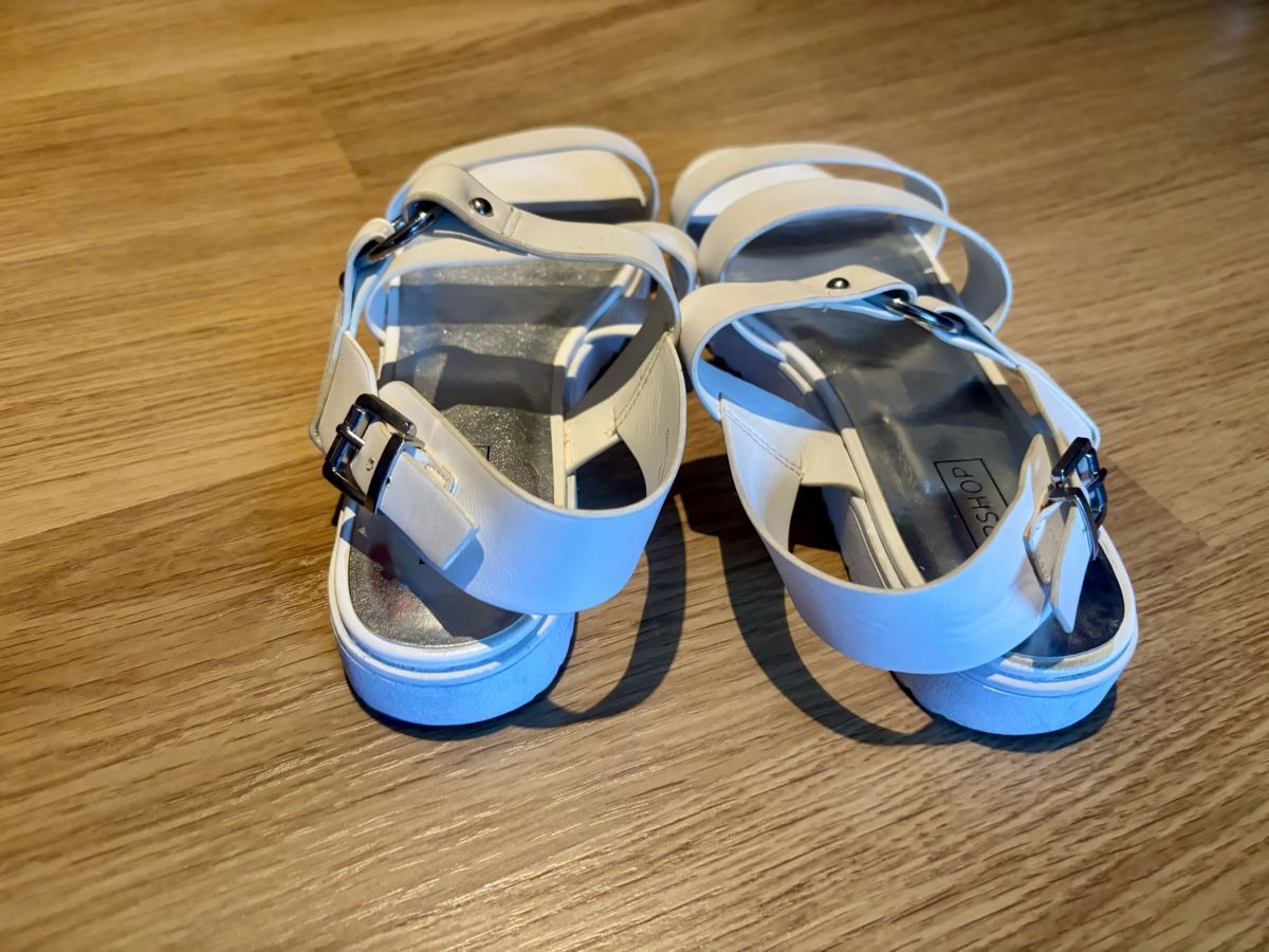 Topshop Scarpe da donna: Topshop Sandalen, weiss – Usato da Baden venduto da Tiffany6878 6
