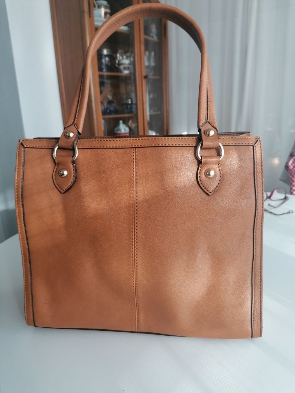DKNY Borse da donna: DKNY Handtasche Leder braun Topzustand – Usato da Aegerten venduto da Jos_zem 2