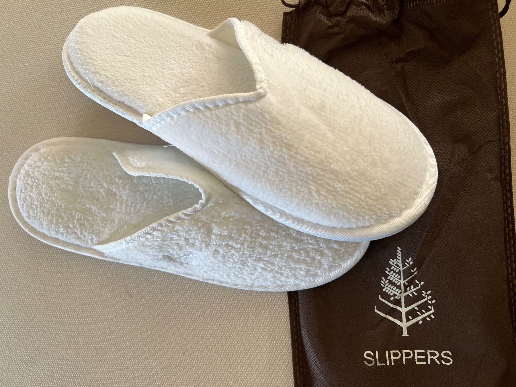 Scarpe da uomo: Finken Slippers weiss Grösse M – Nuovo e nell'imballaggio originale da Altendorf venduto da wqv_97 3