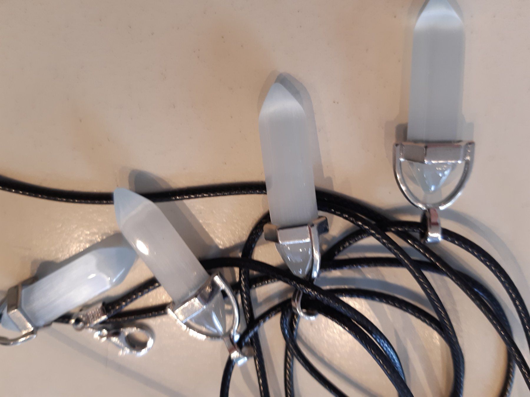 Anhänger: 1 Hexagon weisser Opal mit Band – Neu und originalverpackt aus Ibach von rom_v8h9 1