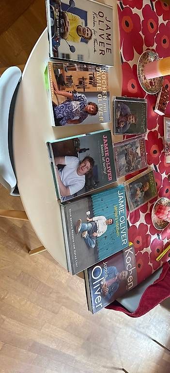 Bücher: Jamie Oliver Bücher + CD – Gebraucht aus Schwarzenburg von sar_2s8k