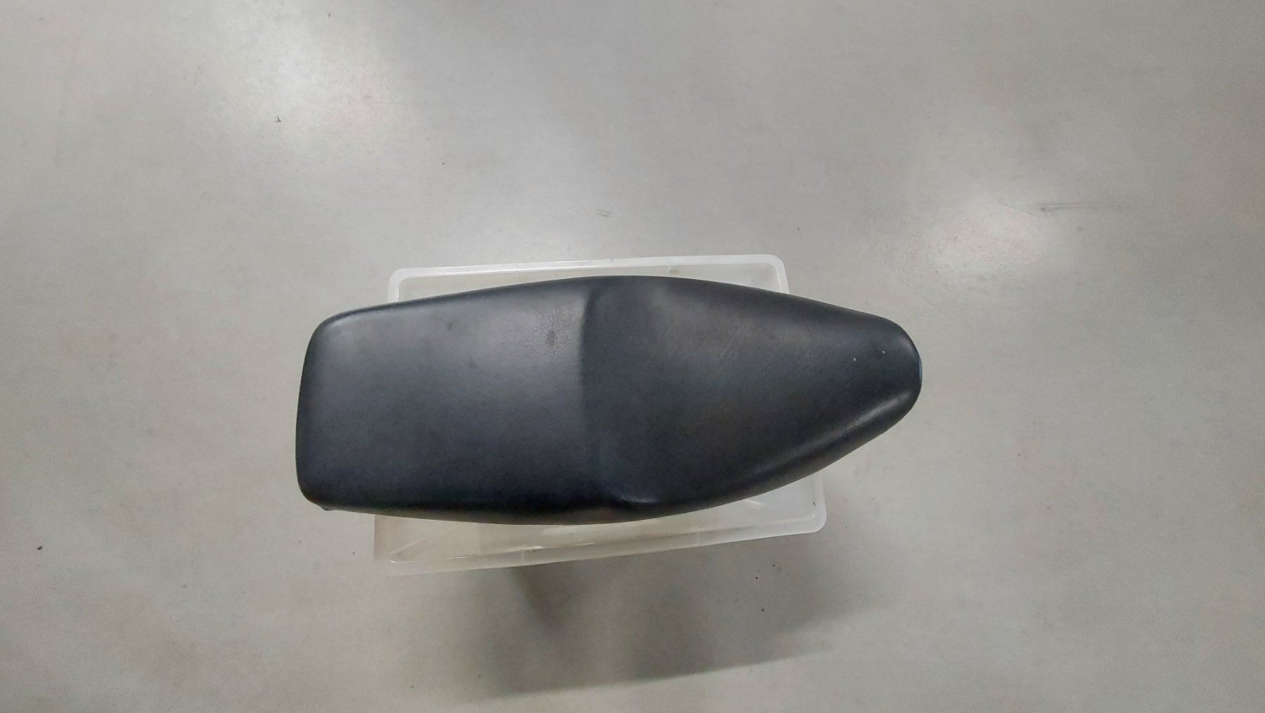 Yamaha Tutti pezzi di ricambio per scooter: Selle pour Yamaha Beluga 125 – Usato da Satigny venduto da massimo-95