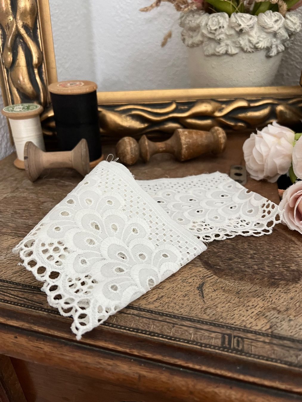 Tessuti: Alte St. Galler Spitzen - Shabby – Nuovo (secondo la descrizione) da Walzenhausen venduto da Cerna007 1
