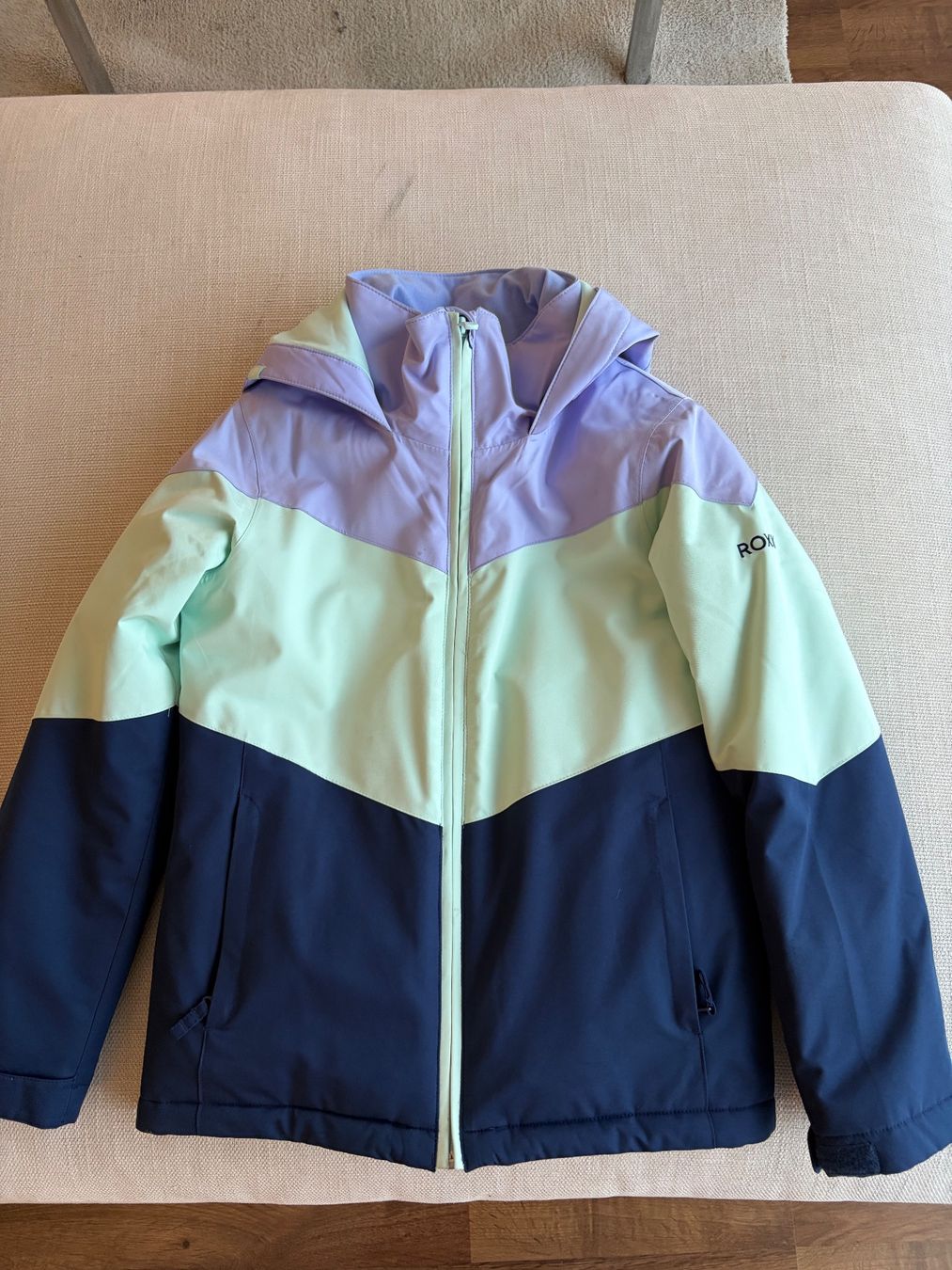 Roxy Giacche & Cappotti: Roxy Skijacke Mädchen Grösse 12/L – Usato da Rotkreuz venduto da fra_6f8f