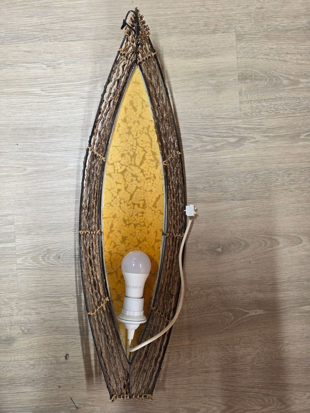 Lampes: Wand Lampe Leuchte Blatt Form  73 cm – D'occasion à Walterswil BE par Lonitti 1