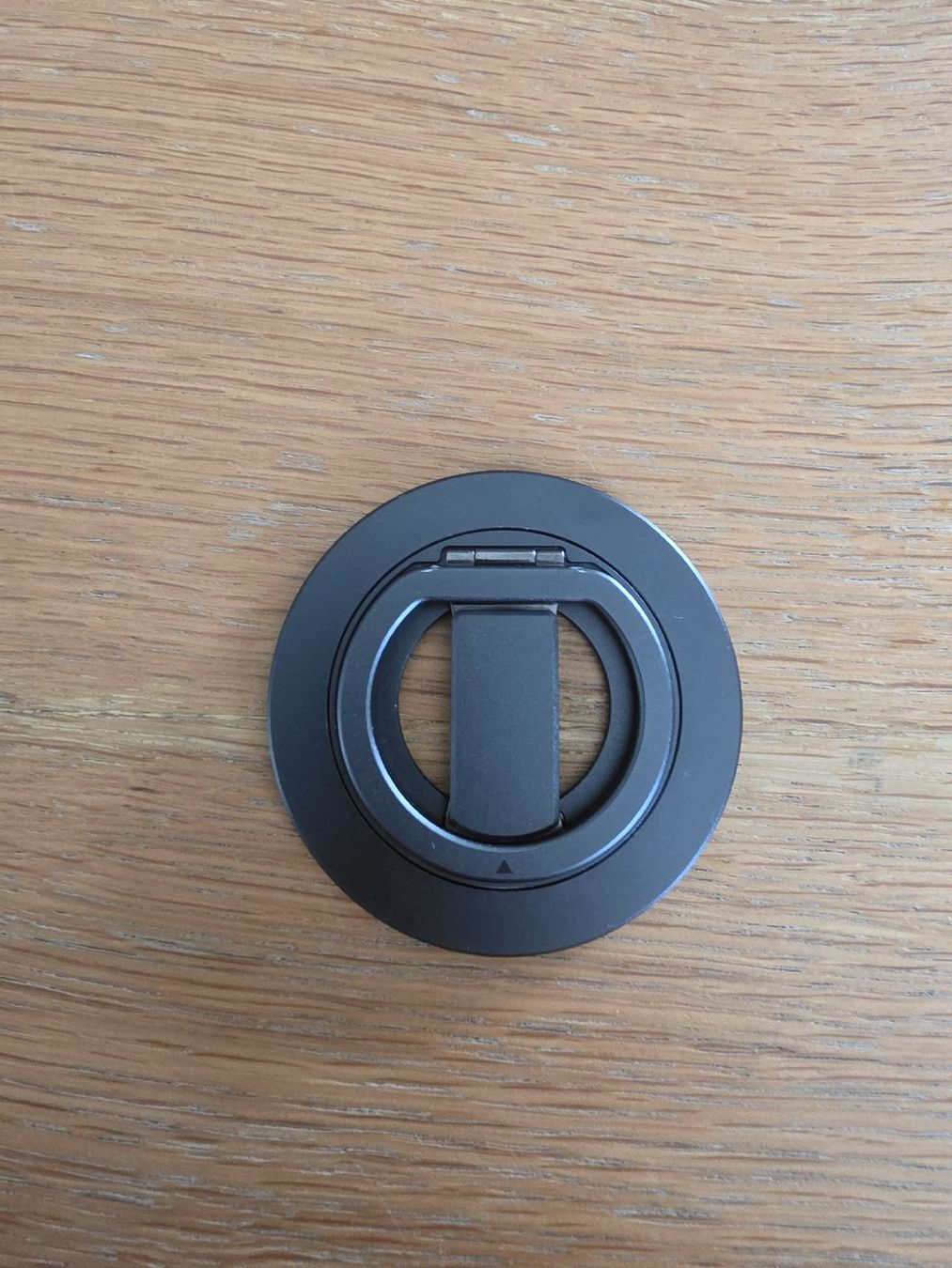 Samsung Halterungen: Samsung Ring für Magsafe – Gebraucht aus Allschwil von arc_526b