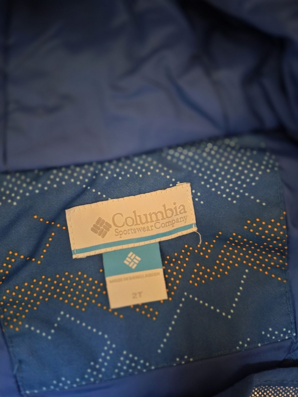 Columbia Ensembles coordonnés: Columbia  – D'occasion à Monthey par amo_gm7r 2