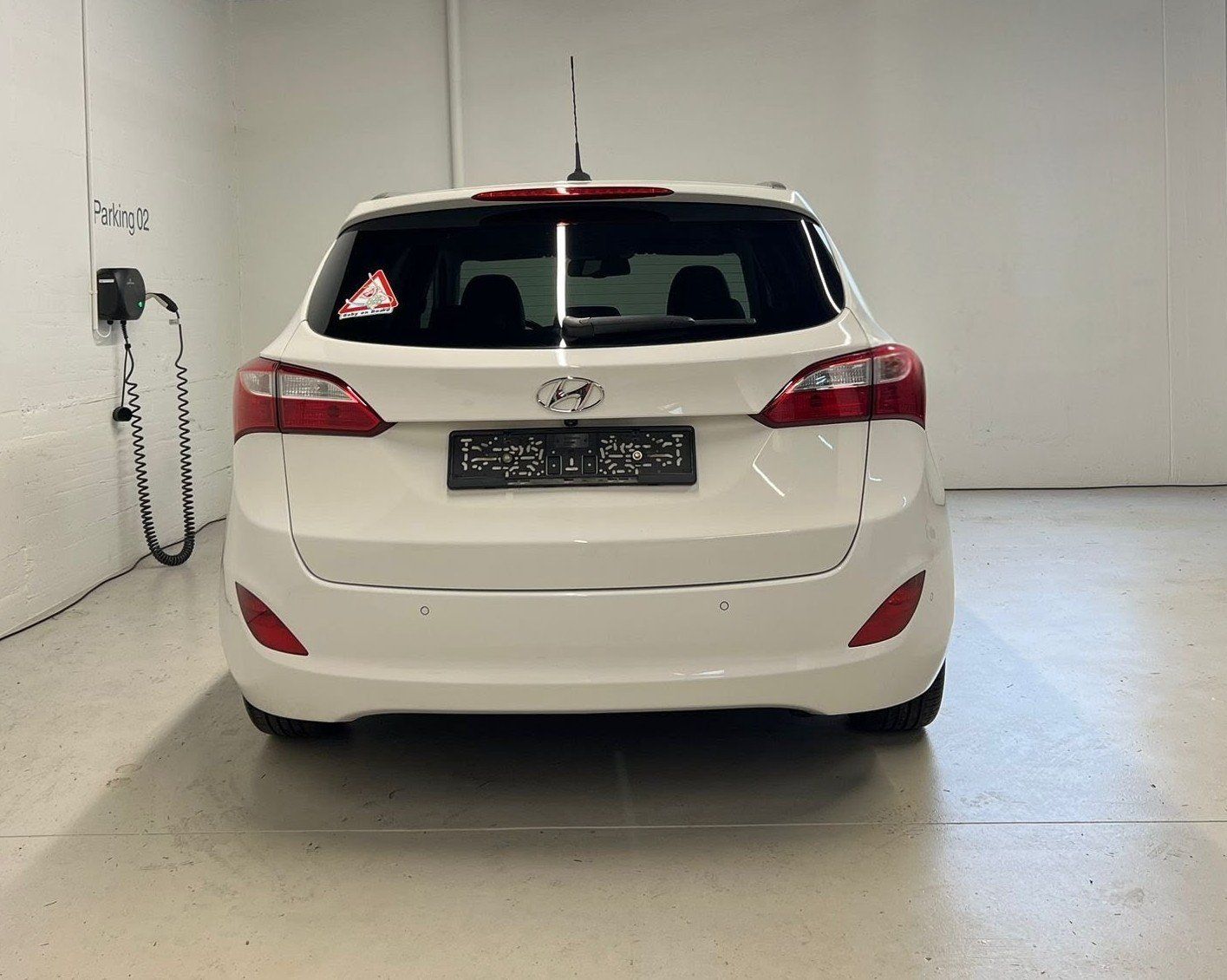 Hyundai Automobili: Hyundai i30 Wagon 1.6 GDI – Usato da Chéserex venduto da DanielDeAlmeida 3