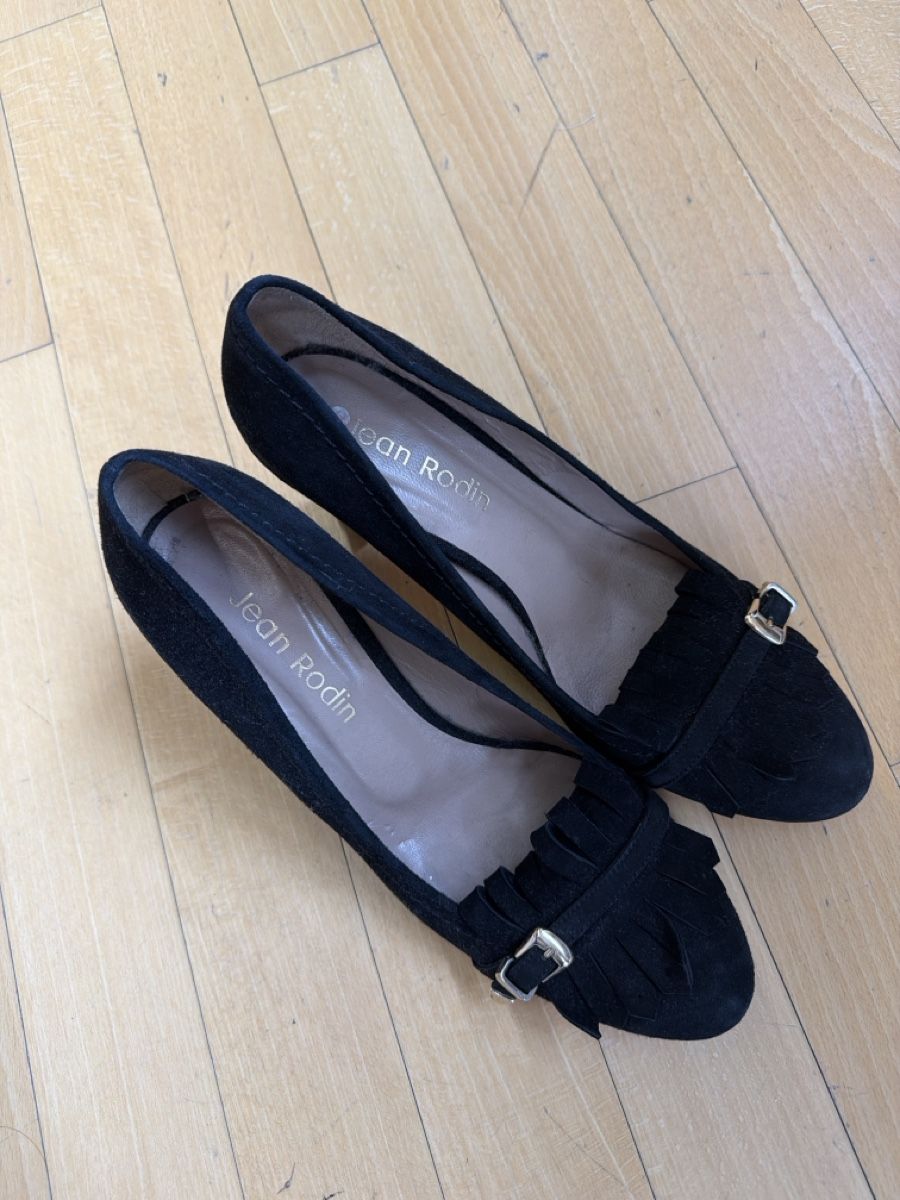 Damenschuhe: Elegant Black Suede - Size 41 - Perfect for Fall! – Gebraucht aus Genève von ama_2wfv 2