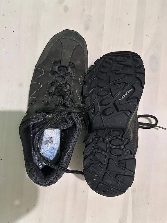 Herrenschuhe: Trekkingschuhe sehr gut erhalten – Gebraucht aus Muttenz von mae_r67m