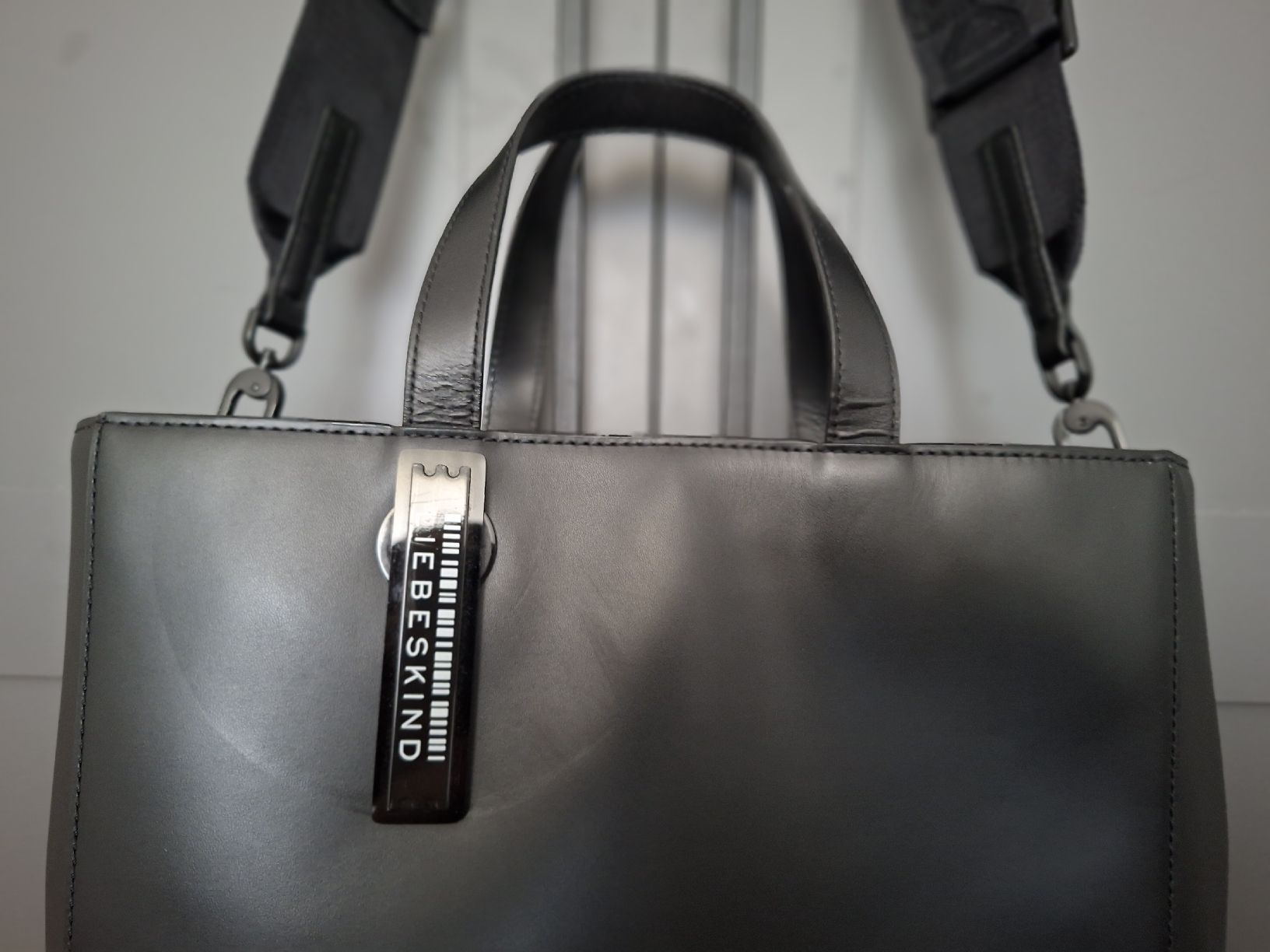 Liebeskind Borse: Liebeskind Tote Paper Bag M – Usato da Malters venduto da pat_p26z 1