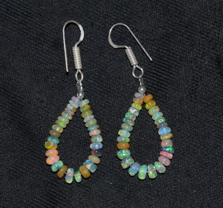 Pietre preziose: Natural Ethiopian Opal Gemstone Bead Earrings Fire Opal Eleg – Nuovo (secondo la descrizione) da Laupersdorf venduto da J69T