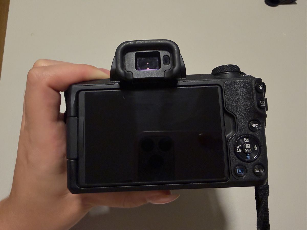 Canon Appareil photo: Canon EOS M50 camera – D'occasion à Oberrieden par seb_2y7y 3