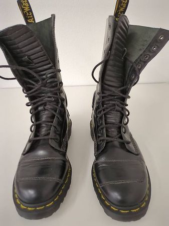 Dr. Martens Stiefel