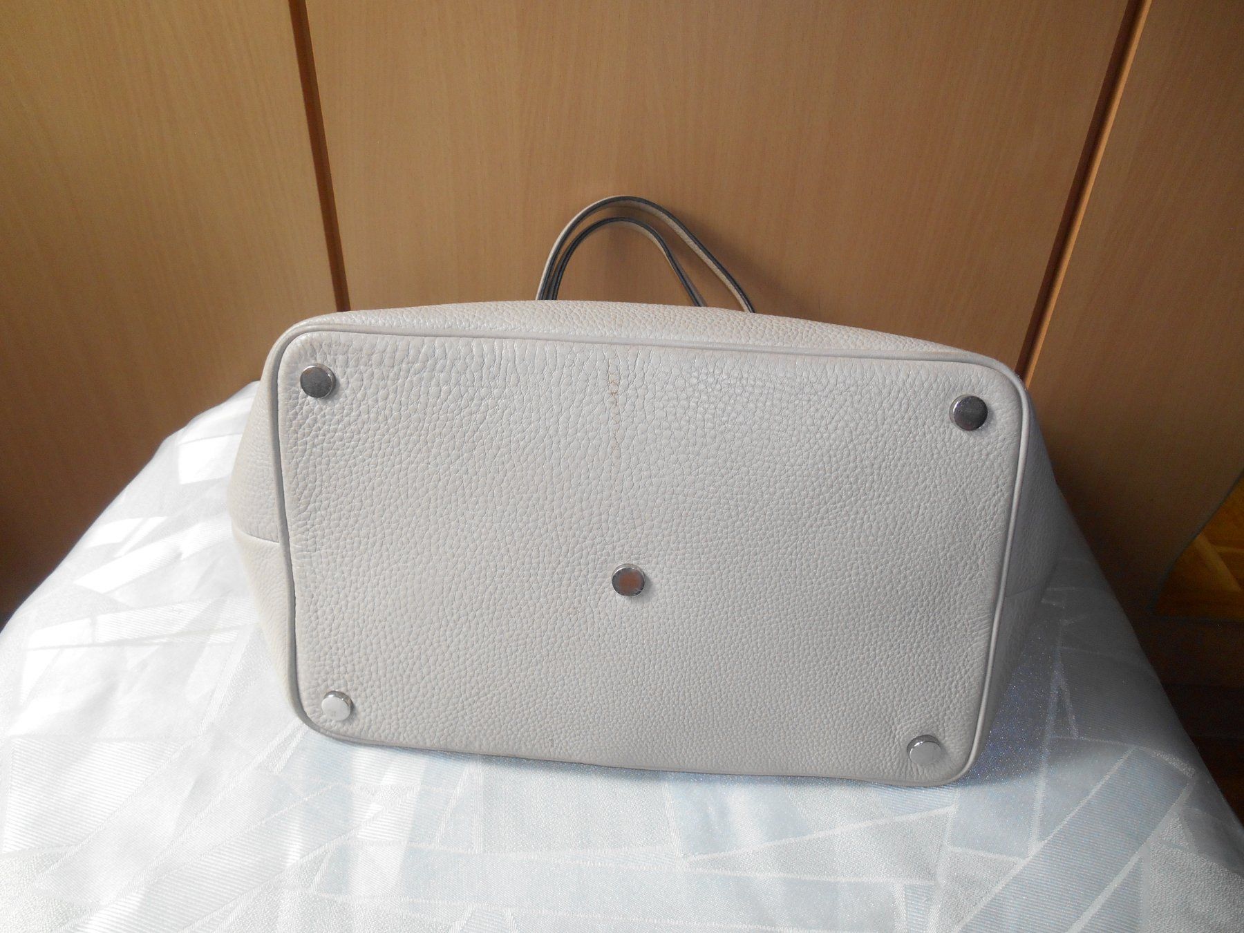 Michael Kors Borse da donna: Michael Kors Leder Handtasche beige – Usato da Basel venduto da Birs868 3
