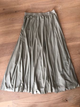 Satin-Plisseerock von Hallhuber Gr. 36
