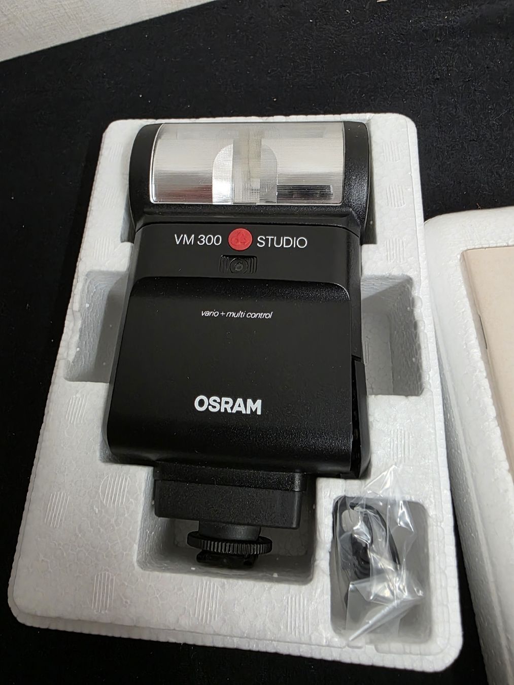 Osram Blitze: Osram VM 300 Studio Blitz neuwertig – Gebraucht aus Wolfertswil von Antiko 3