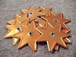 10x Deko Metall Blech Stern Beschlag cognac-braun gelocht