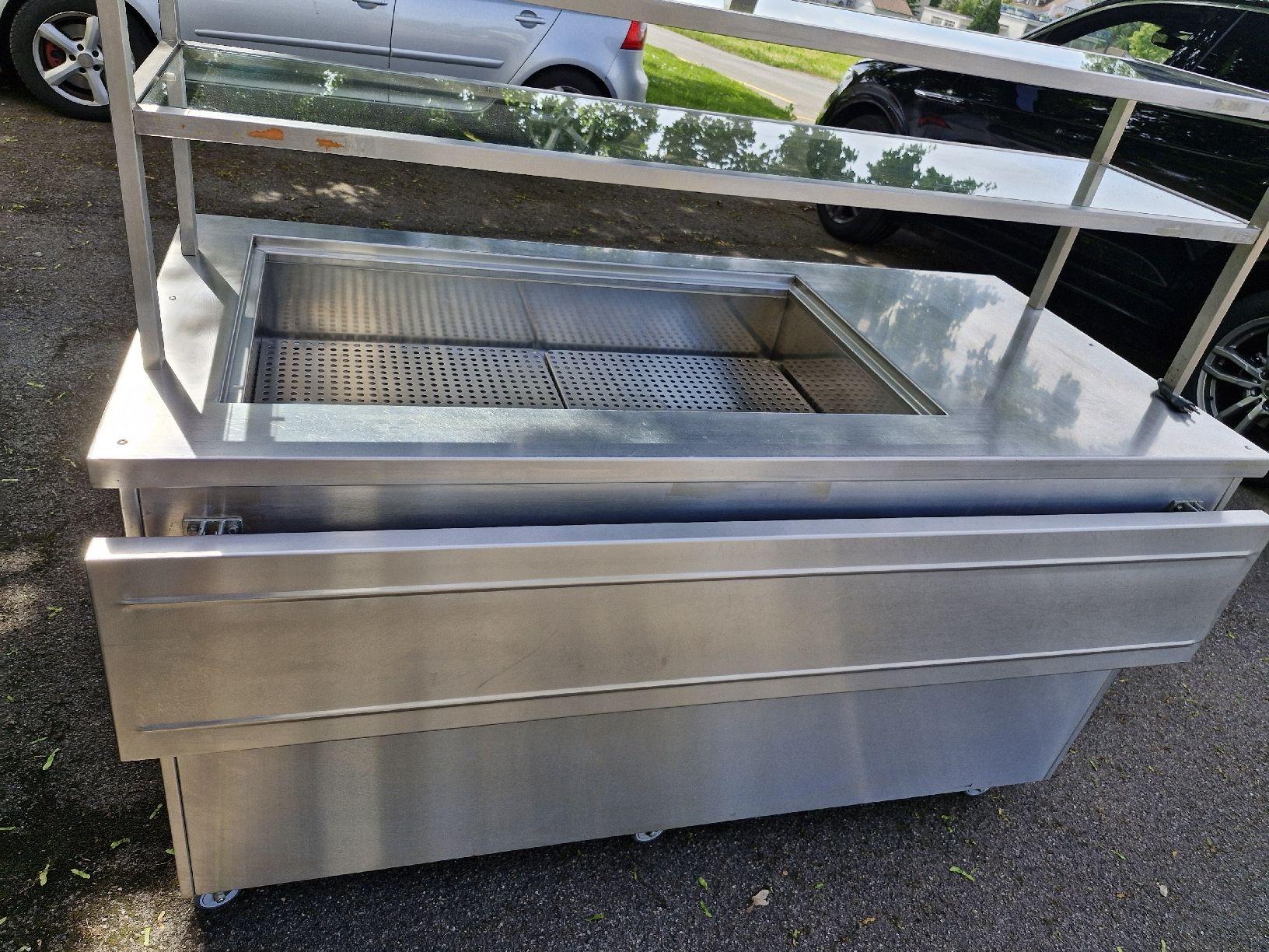 Credenze: kuhlbuffet Bewegbar – Usato da Hägglingen venduto da tuthur