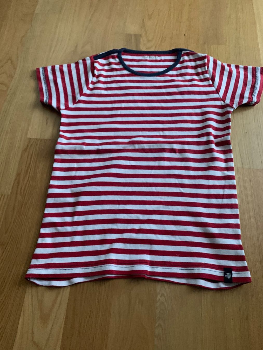 Camicie, T-shirt & Polo: Tschirts Gr. 134/140 – Usato da Zürich venduto da Lucinka21 2