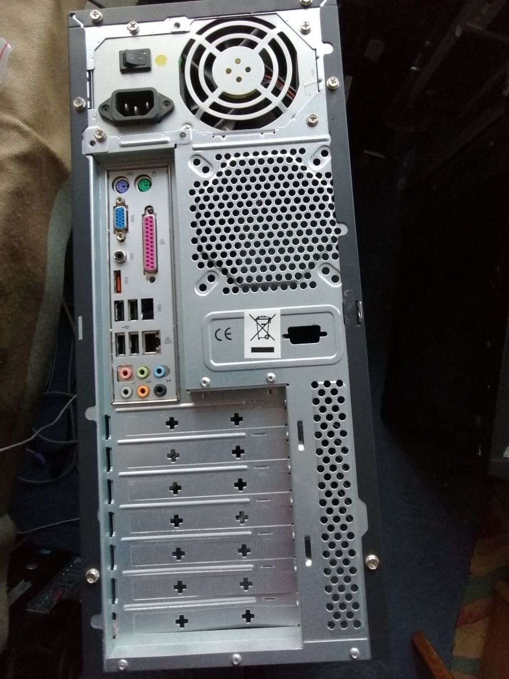 PC: pc  tower  win xp proffesionel neu – Nuovo (secondo la descrizione) da wila venduto da audi48 1