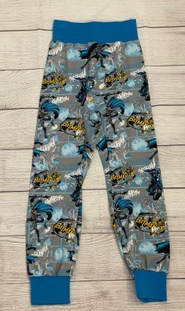 Batman Pumphose Mitwachshose Gr. 128/134 Neu