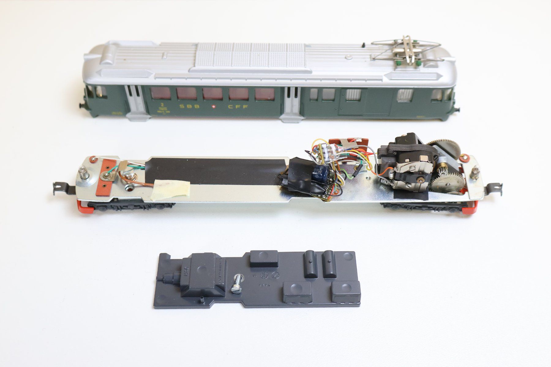 Hag Modellini di ferrovie: HAG SBB Triebwagen RBe 4/4 E-Lok - Digital H0 – Difettoso da Winterthur venduto da Monstera 3
