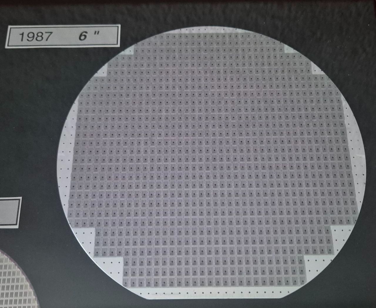 Cornici: Halbleiter Sammlung, alle Wafergrössen vom letzten Millenium – Usato da Oberrieden venduto da micy 7