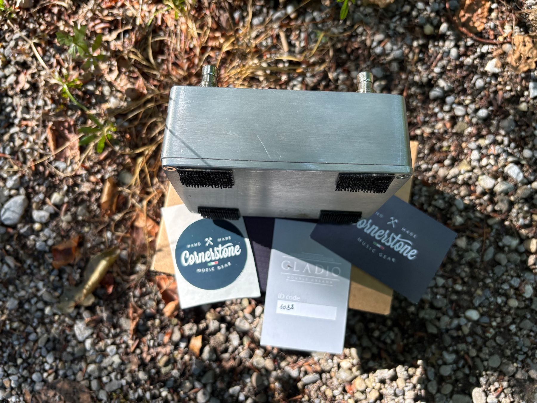 Strumenti musicali: Cornerstone Gladio – Usato da Fribourg venduto da DanielPascal 5