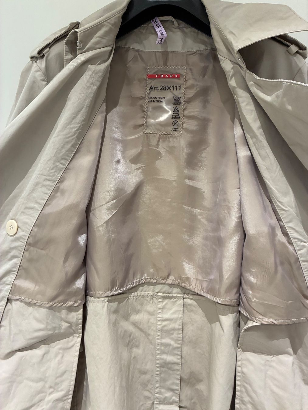 Prada Cappotti: Prada TRENCHCOAT 42I. /. 38 CH – Usato da Paradiso venduto da Kayakara 2