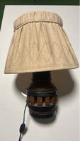 Rustikale Lampe aus Holz und Metall – Einzigartiges Design