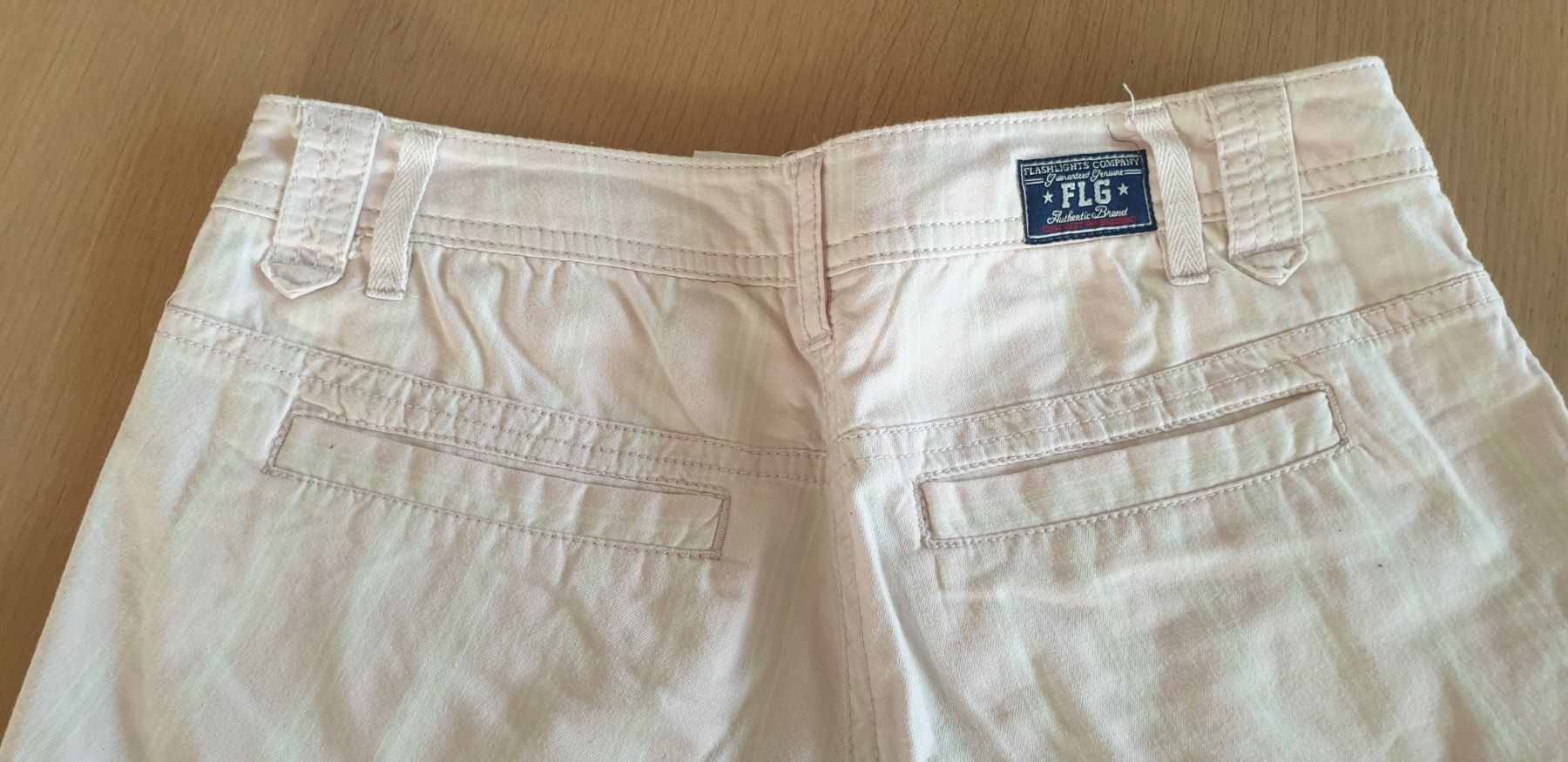Pantaloni: Damen Shorts – Usato da Amlikon-Bissegg venduto da Schnuefeli4 4