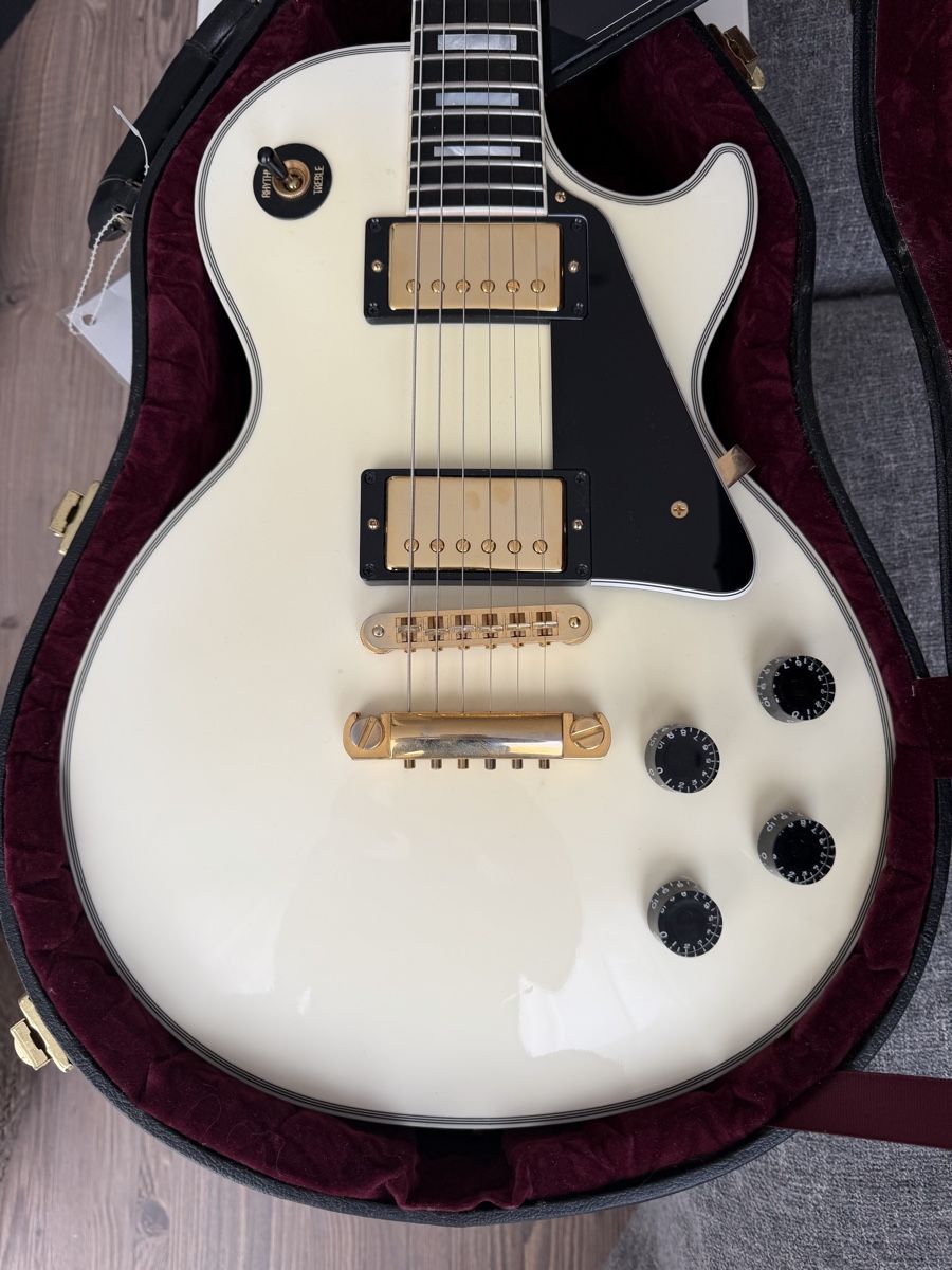 Gibson Instruments de musique: Gibson Les Paul Custom alpine white, Jg. 2009 – D'occasion à Volken par akollerwinti 1