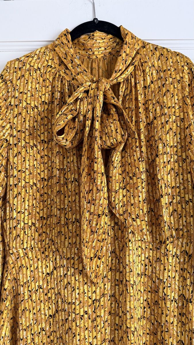 Kleider: Marks & Spencer Mustard Print Maxi Long Dress – Gebraucht aus Corsier-sur-Vevey von Kristina.Nova 2