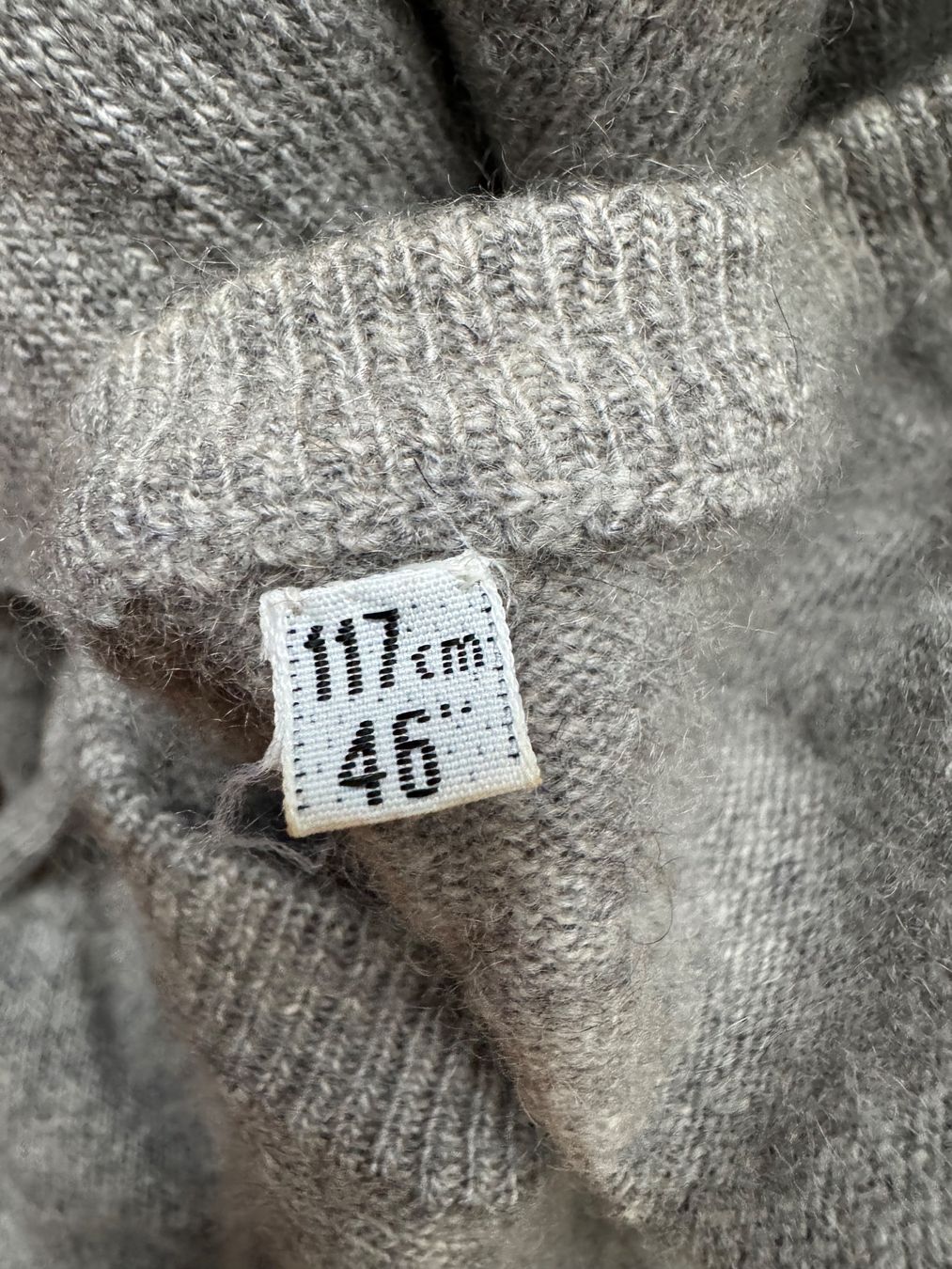 Maglioni & Felpe: Kashmir Pullover – Usato da Obfelden venduto da cesarina10 6