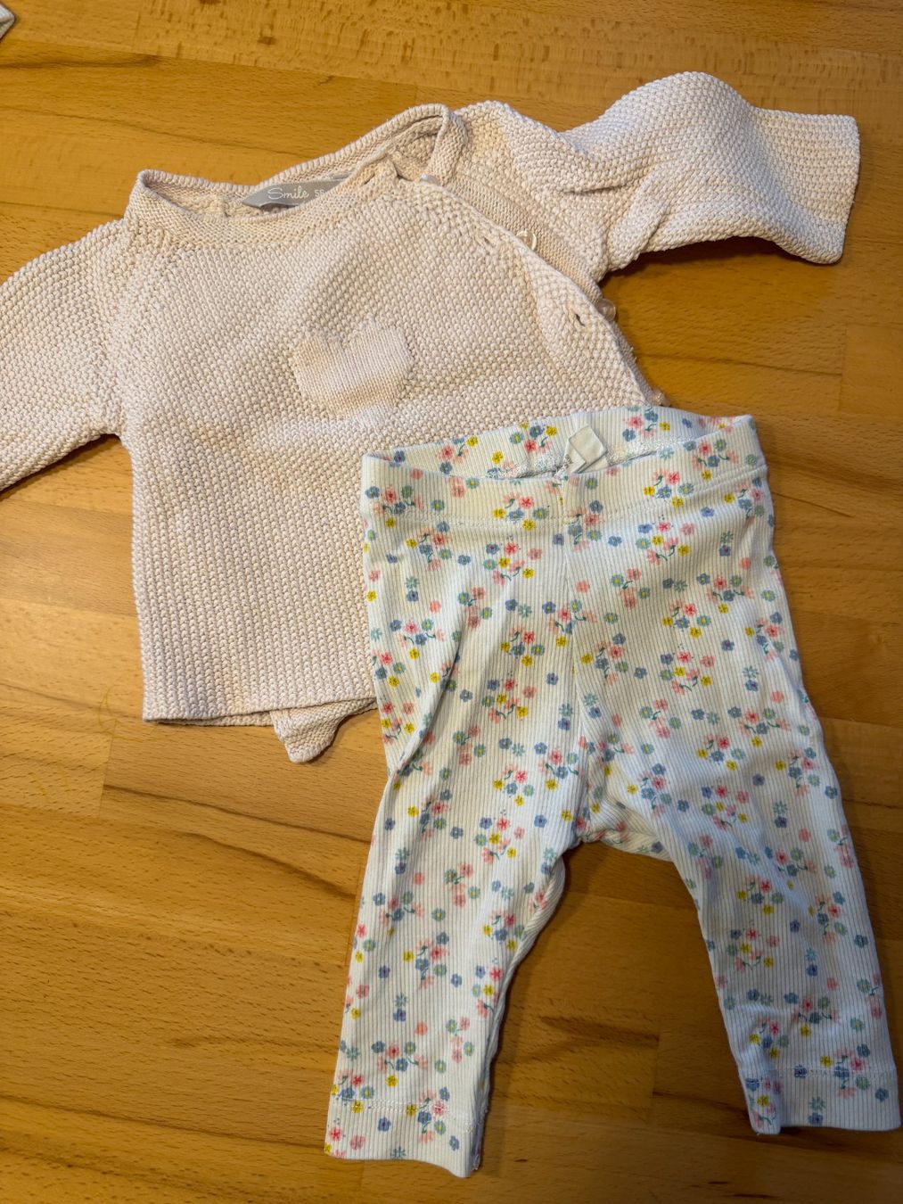 Kleiderpakete & -sets: süsses Kleiderset Mädchen 56/62 – Gebraucht aus Niedermuhlern von ste_c5h9