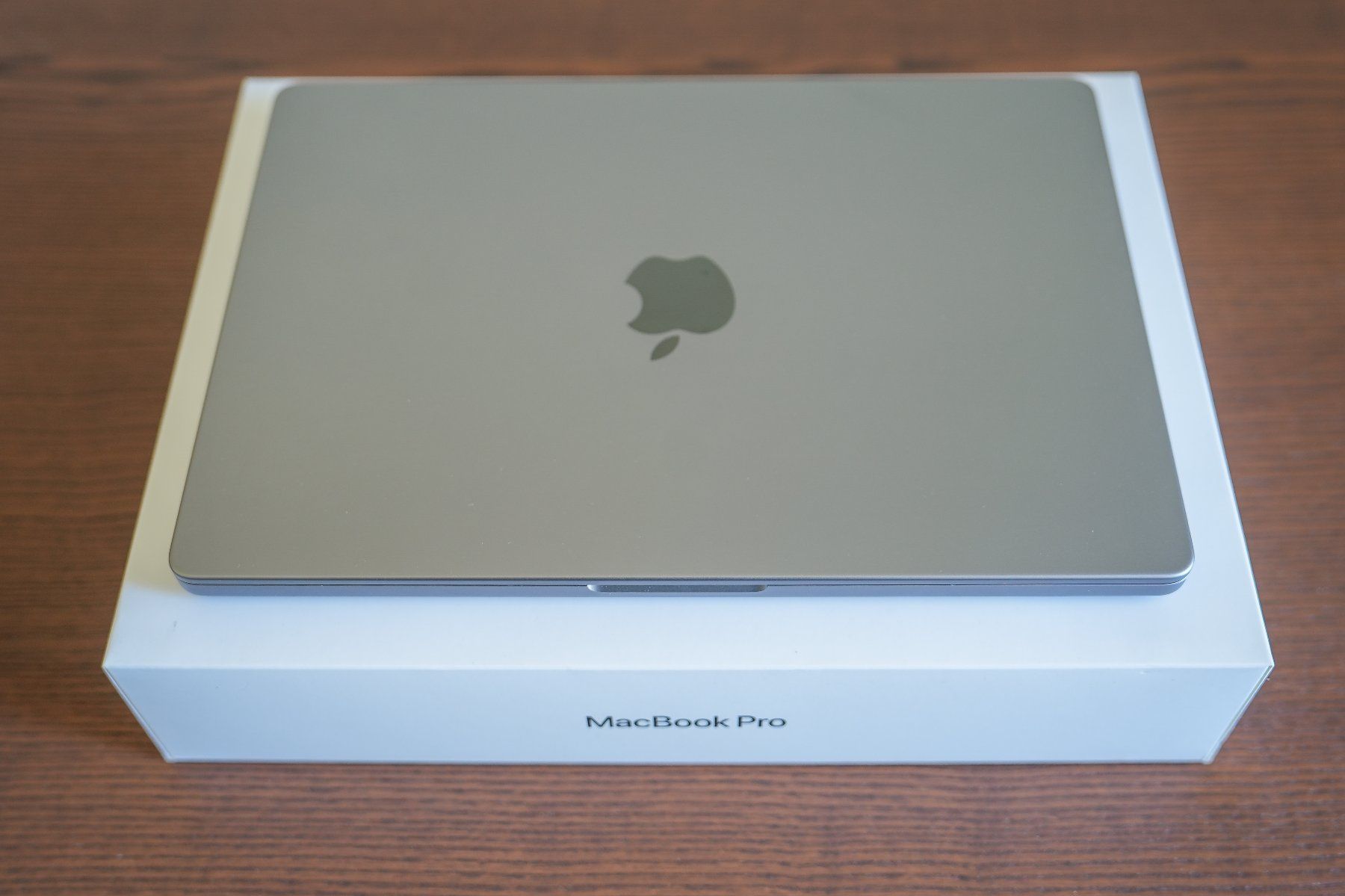 Apple Notebook: MacBook Pro 14'' (2022) | 1 TB | 16 GB RAM | M1 Pro – Usato da Schaffhausen venduto da baehnler2000