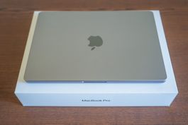 MacBook Pro 14'' (2022) | 1 TB | 16 GB RAM | M1 Pro