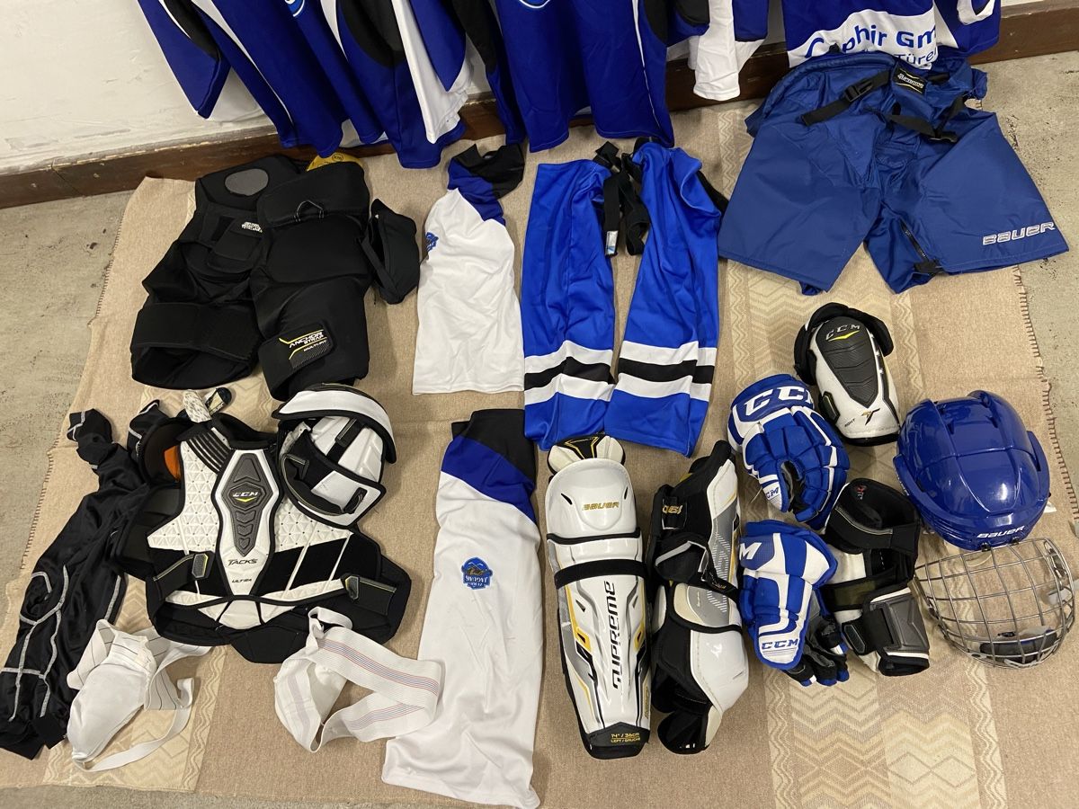 Bauer Protections: Hockey Ausruestung Set gebraucht – D'occasion à Dietikon par brocki-eyra 5