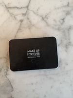 Make Up For Ever Matte Velvet Skin, Y225