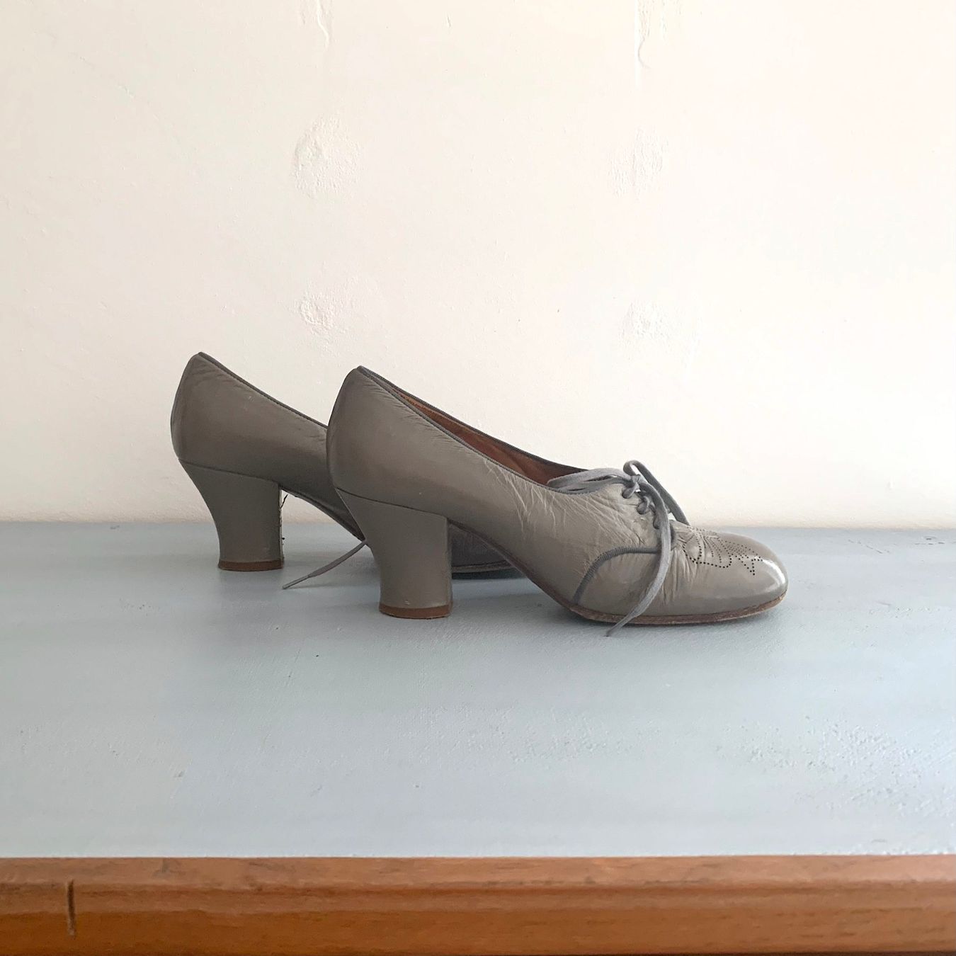 Chie Mihara Scarpe da donna: Schuhe von Chie Mihara, grau, Grösse 38 – Usato da Winterthur venduto da goodwood68